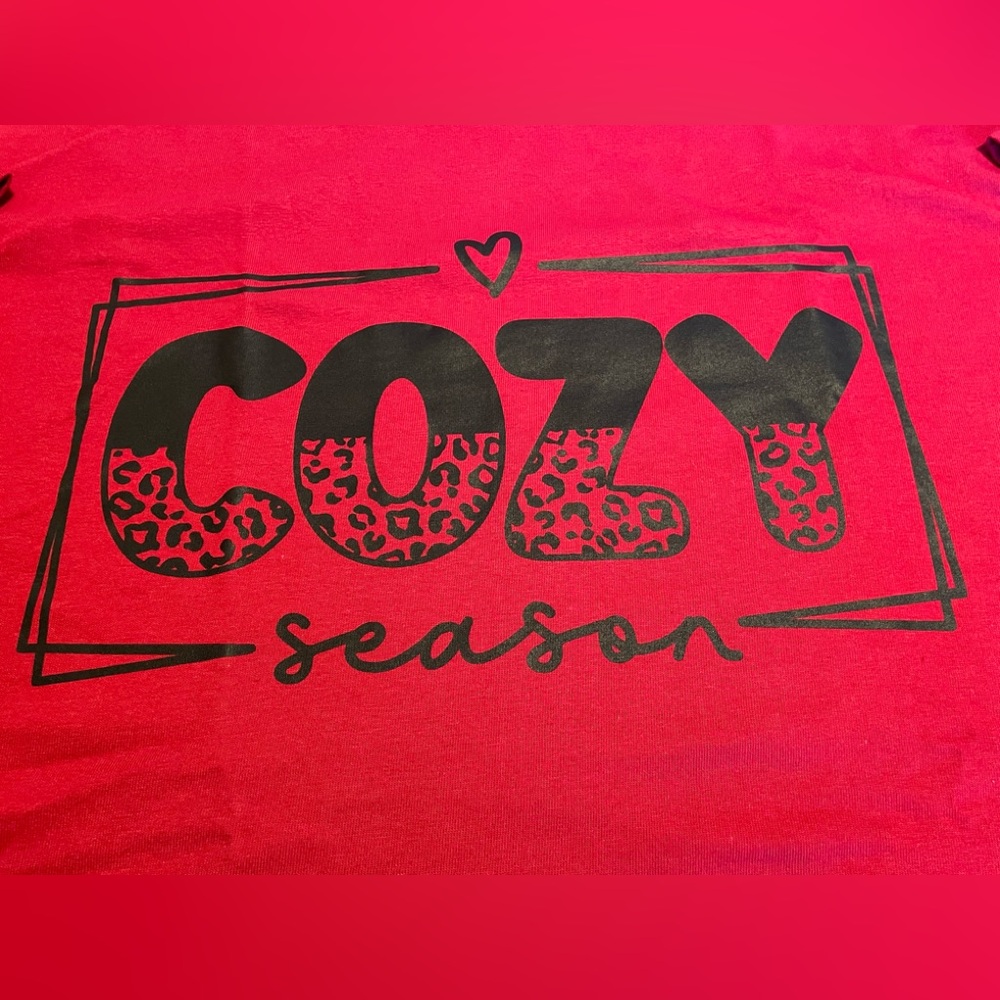 Womens 2XL Red Short Sleeve T-Shirt With “ Cozy Season” Printed On Front. NWOT